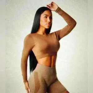 NVGTN Mocha Journey Long Sleeve Seamless Bra Top Size XS NWT